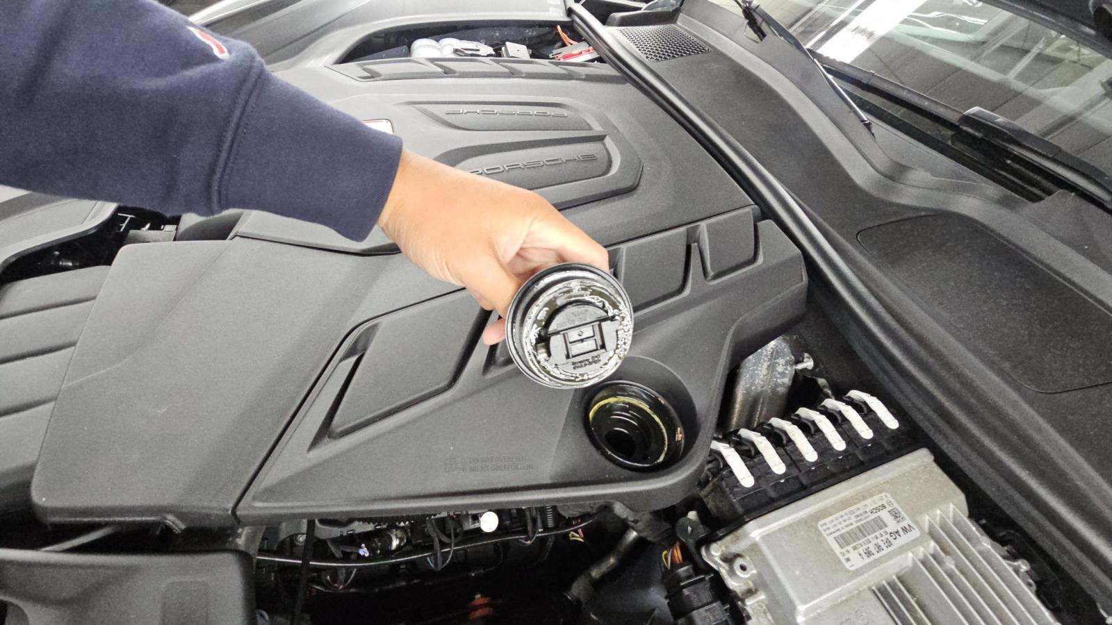 2023 Porsche Cayenne Turbo GT AWD