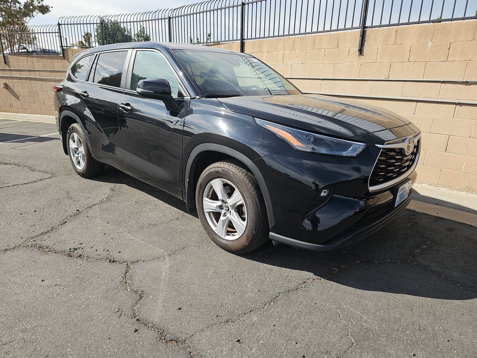 2024 Toyota Highlander LE AWD