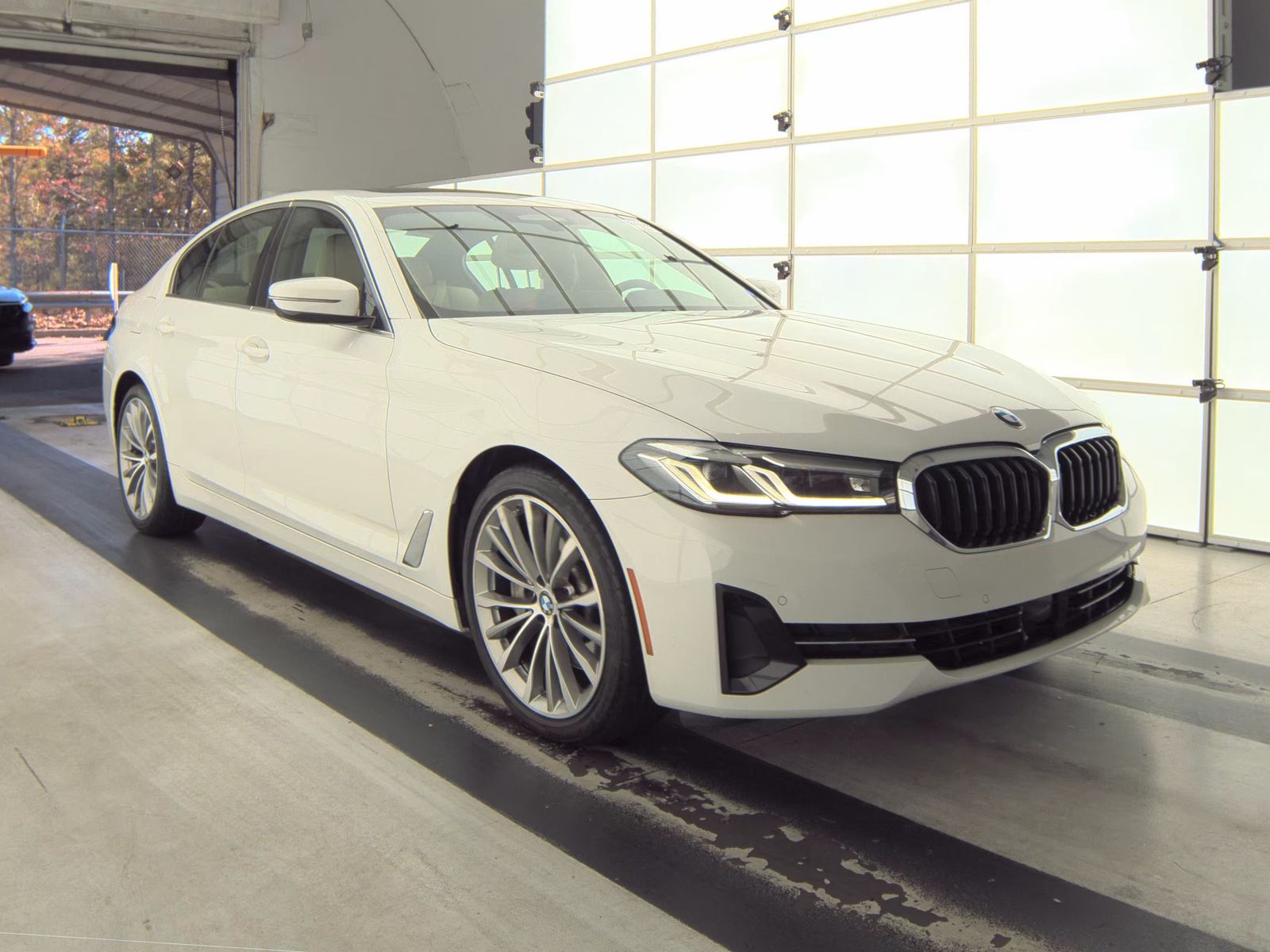 2022 BMW 5 Series 530i RWD