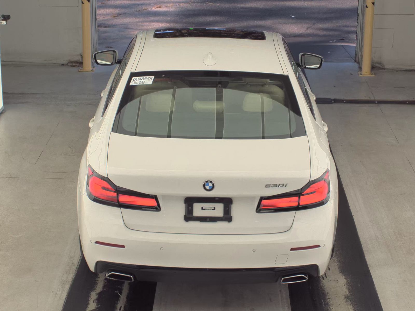 2022 BMW 5 Series 530i RWD