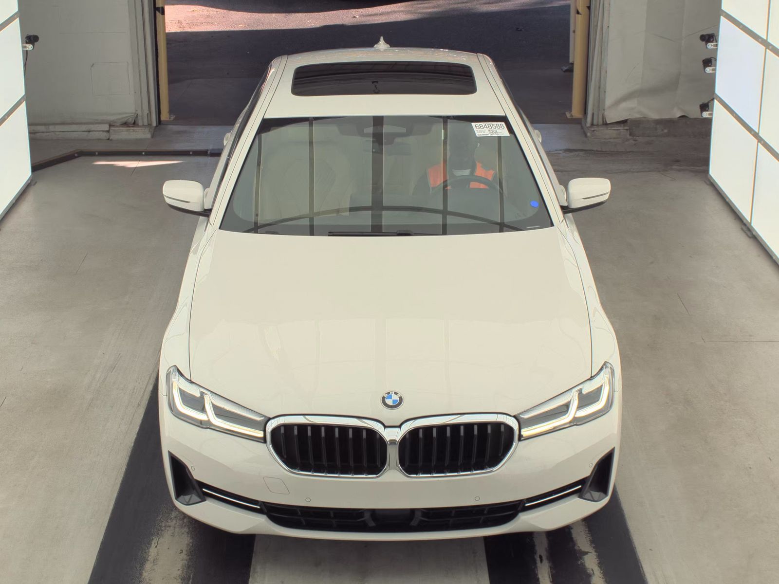 2022 BMW 5 Series 530i RWD