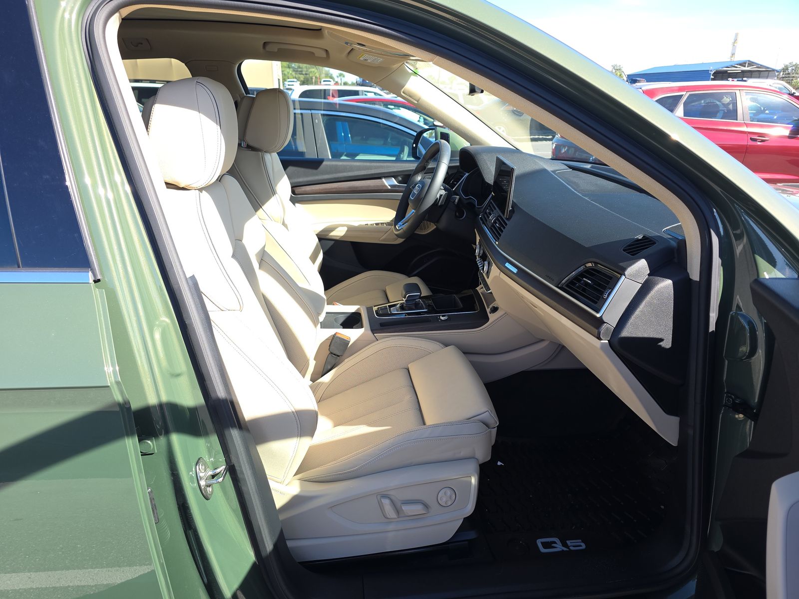 2025 Audi Q5 Premium Plus AWD