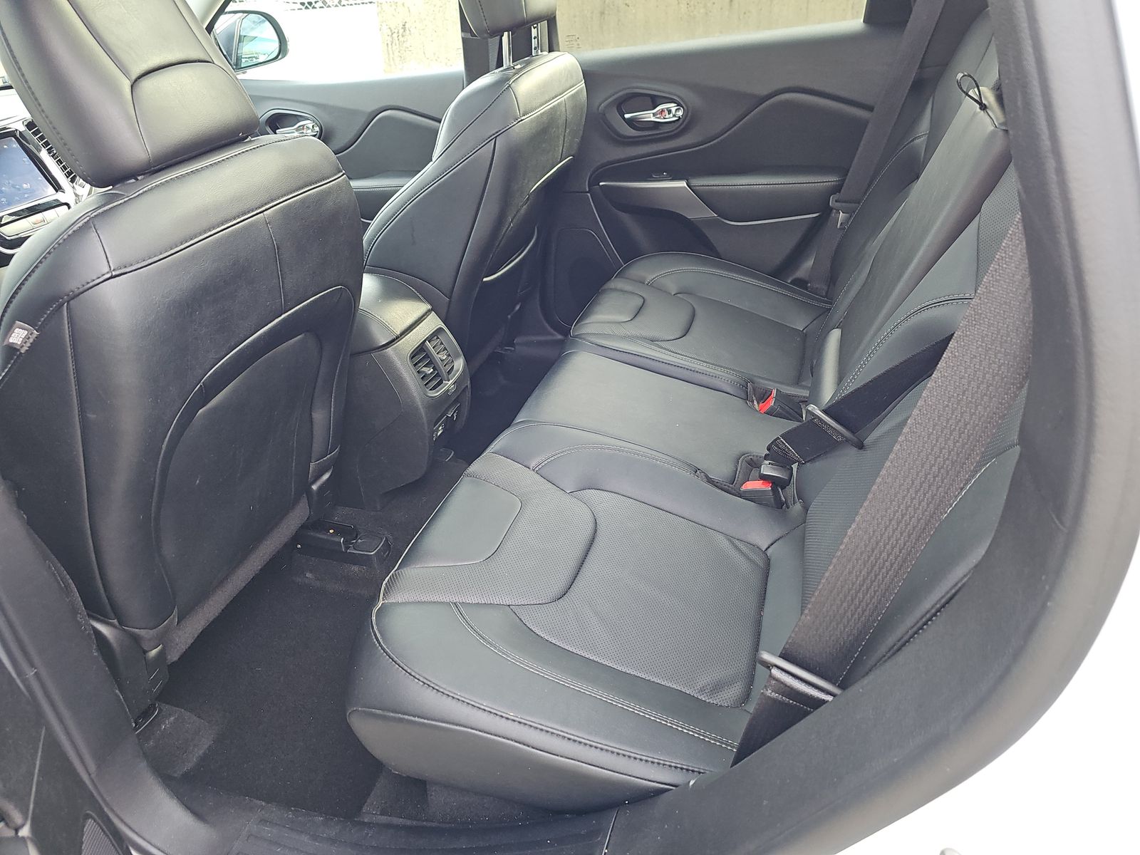 2022 Jeep Cherokee Limited AWD