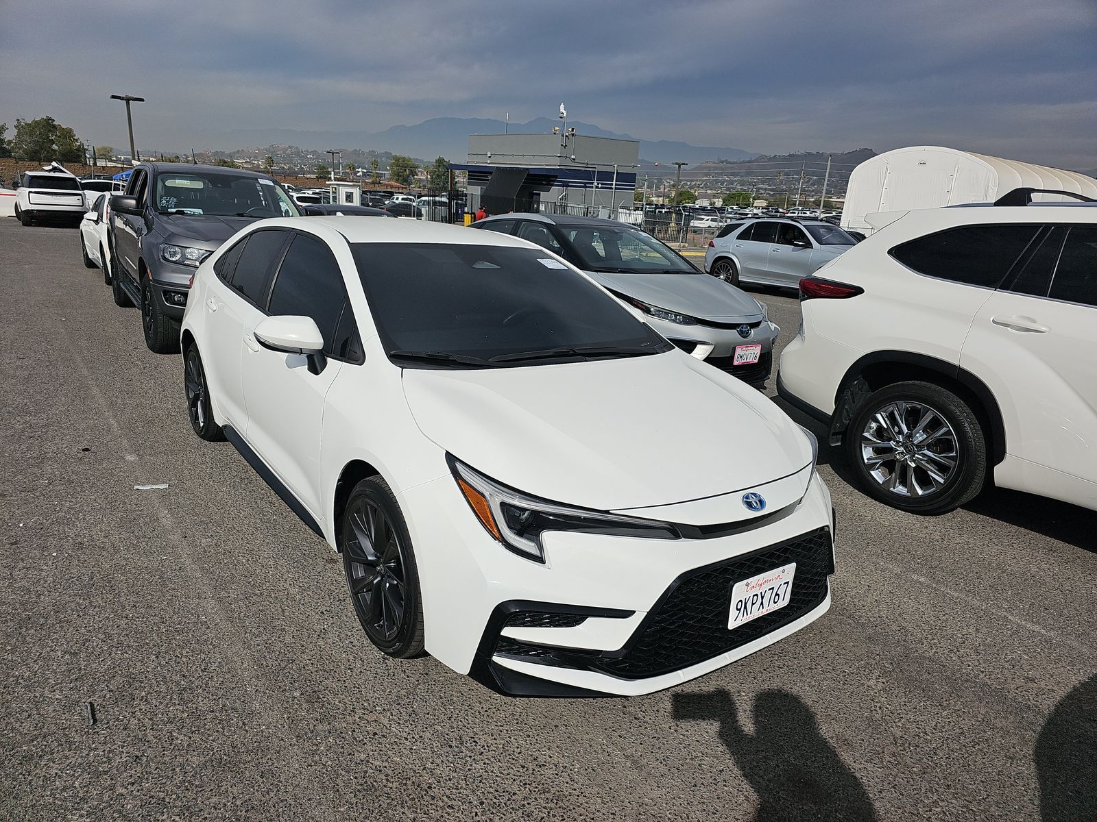 2024 Toyota Corolla Hybrid SE FWD