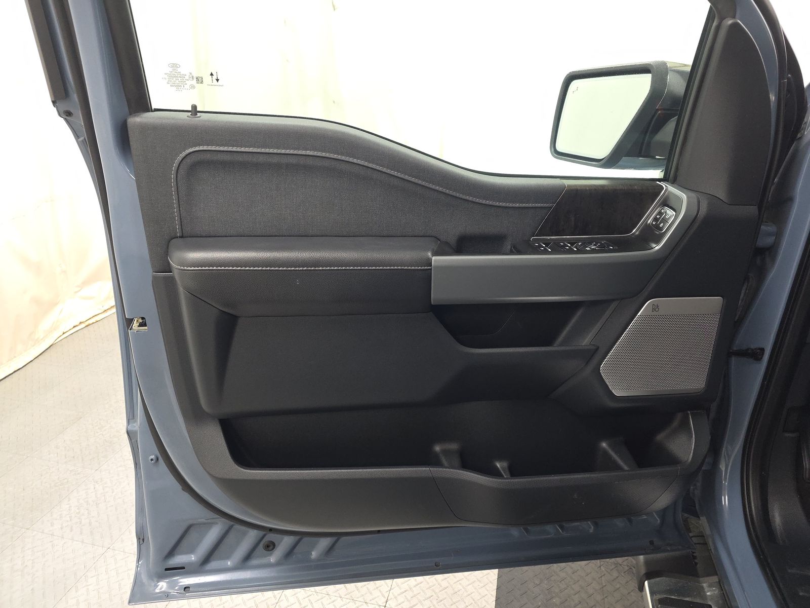 2023 Ford F-150 Lariat AWD