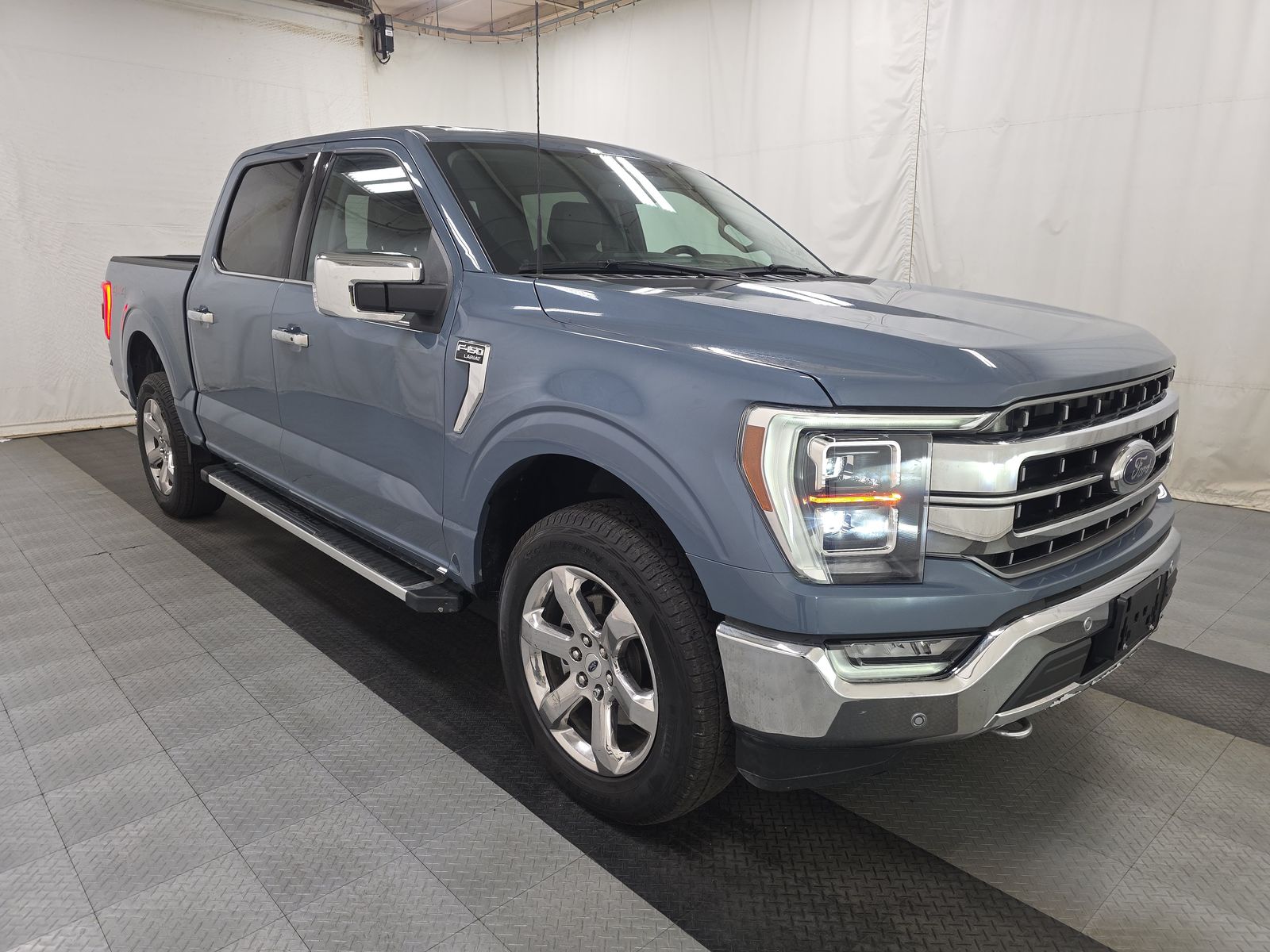 2023 Ford F-150 Lariat AWD