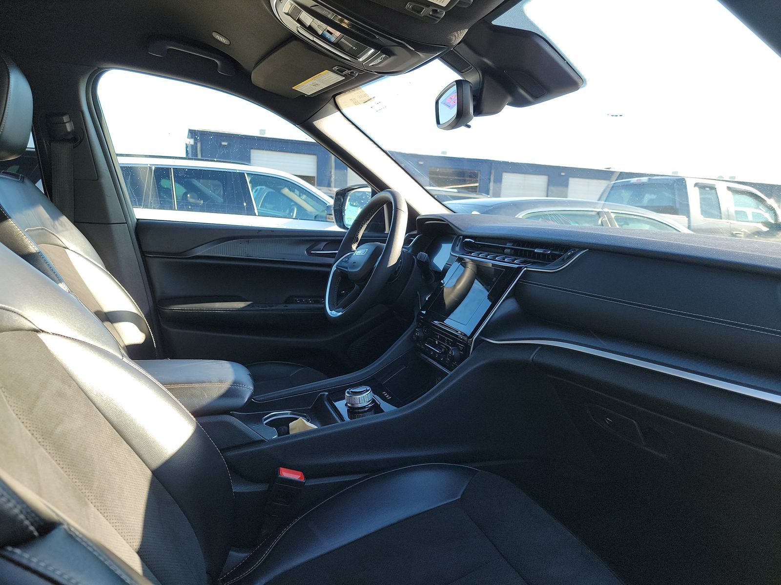 2024 Jeep Grand Cherokee Altitude AWD