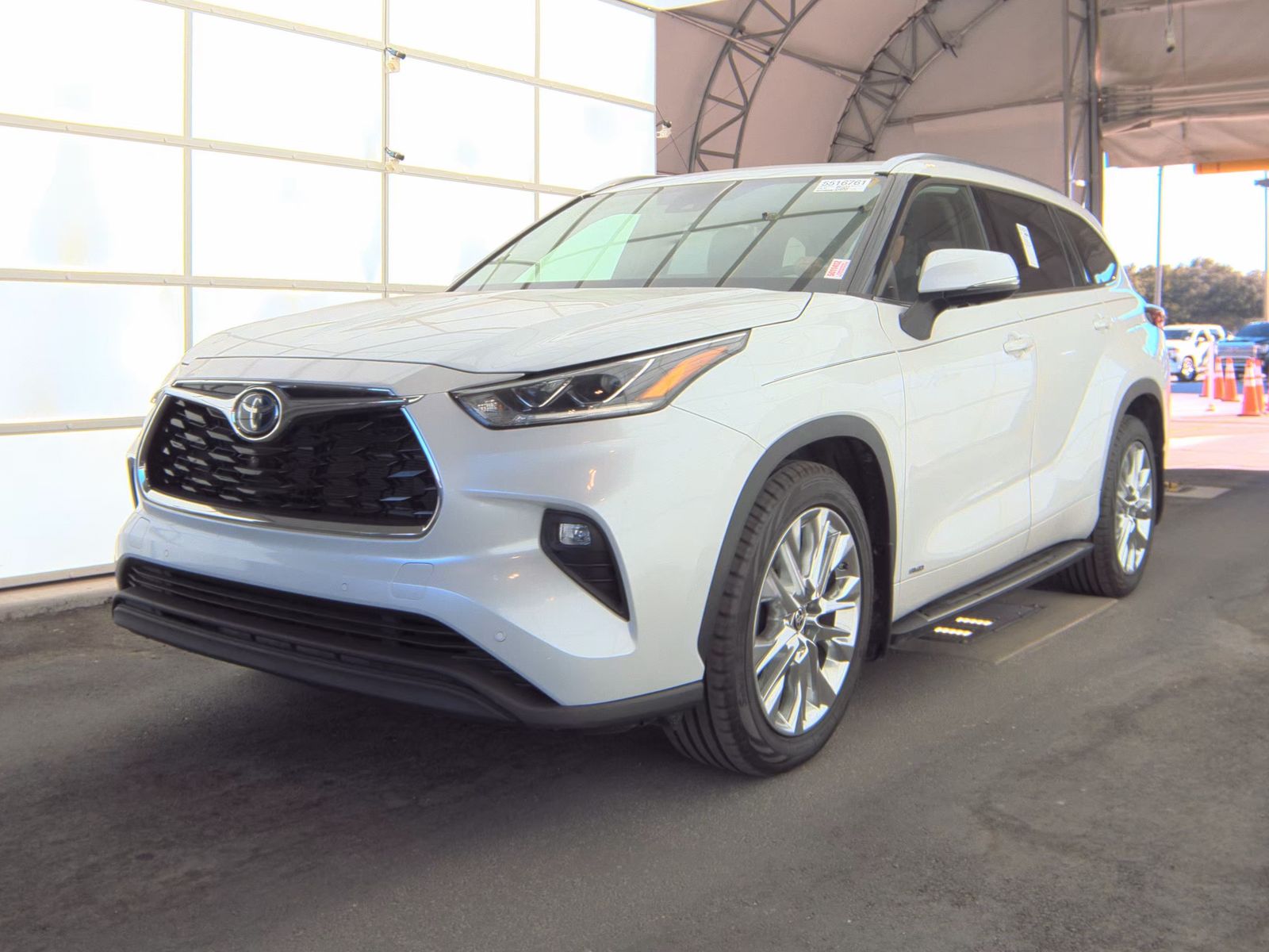 2022 Toyota Highlander Hybrid Limited AWD