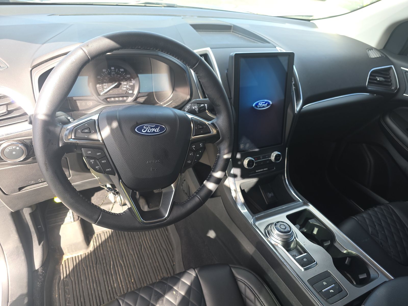 2024 Ford Edge Titanium AWD