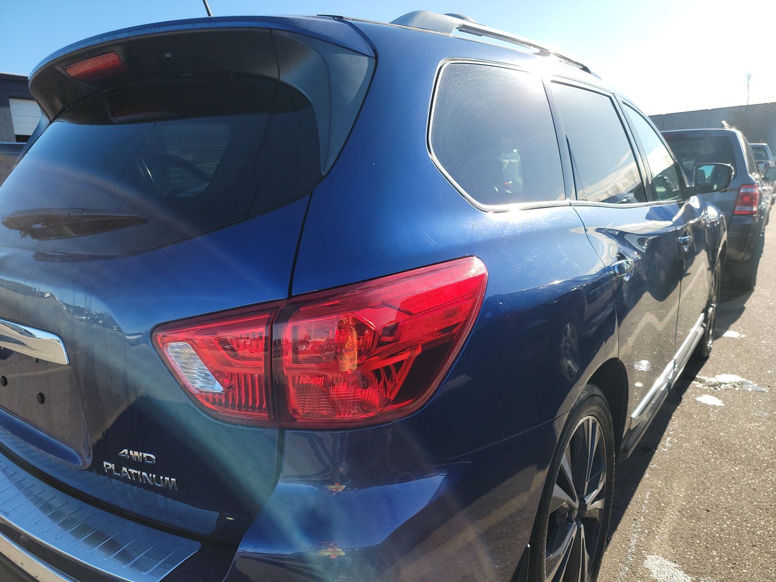 2017 Nissan Pathfinder Platinum AWD