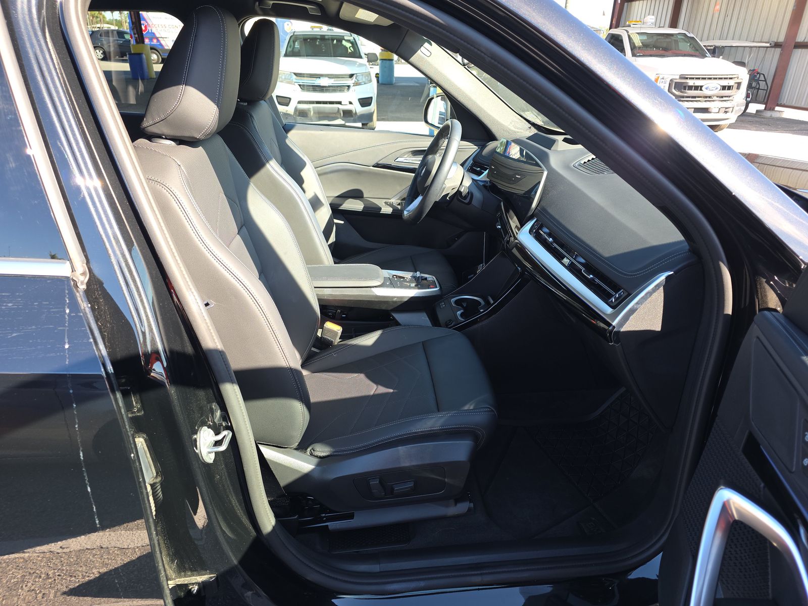 2025 BMW X1 xDrive28i AWD