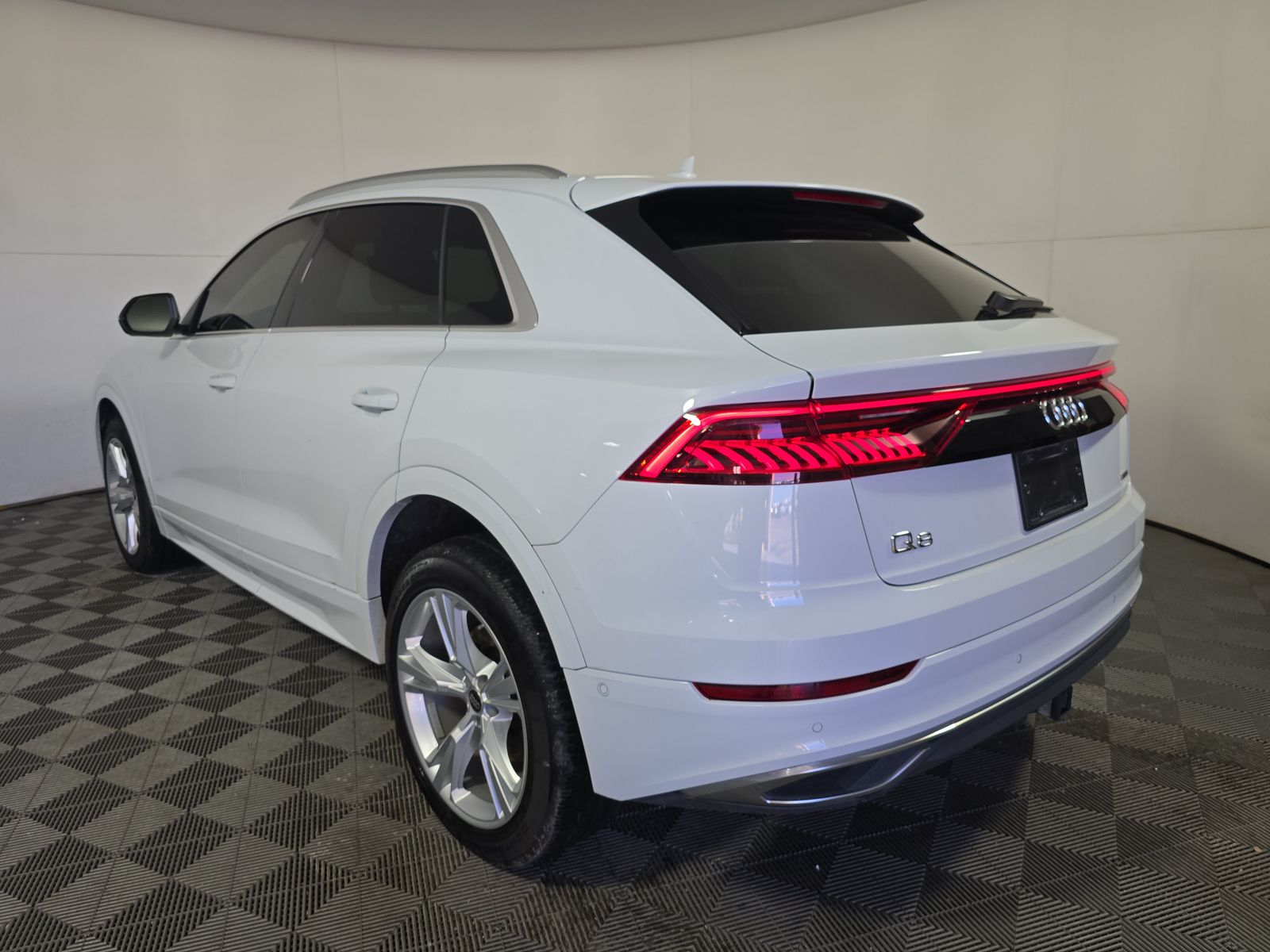 2023 Audi Q8 Premium Plus AWD