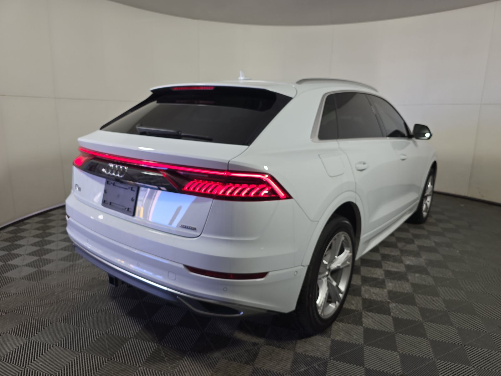 2023 Audi Q8 Premium Plus AWD