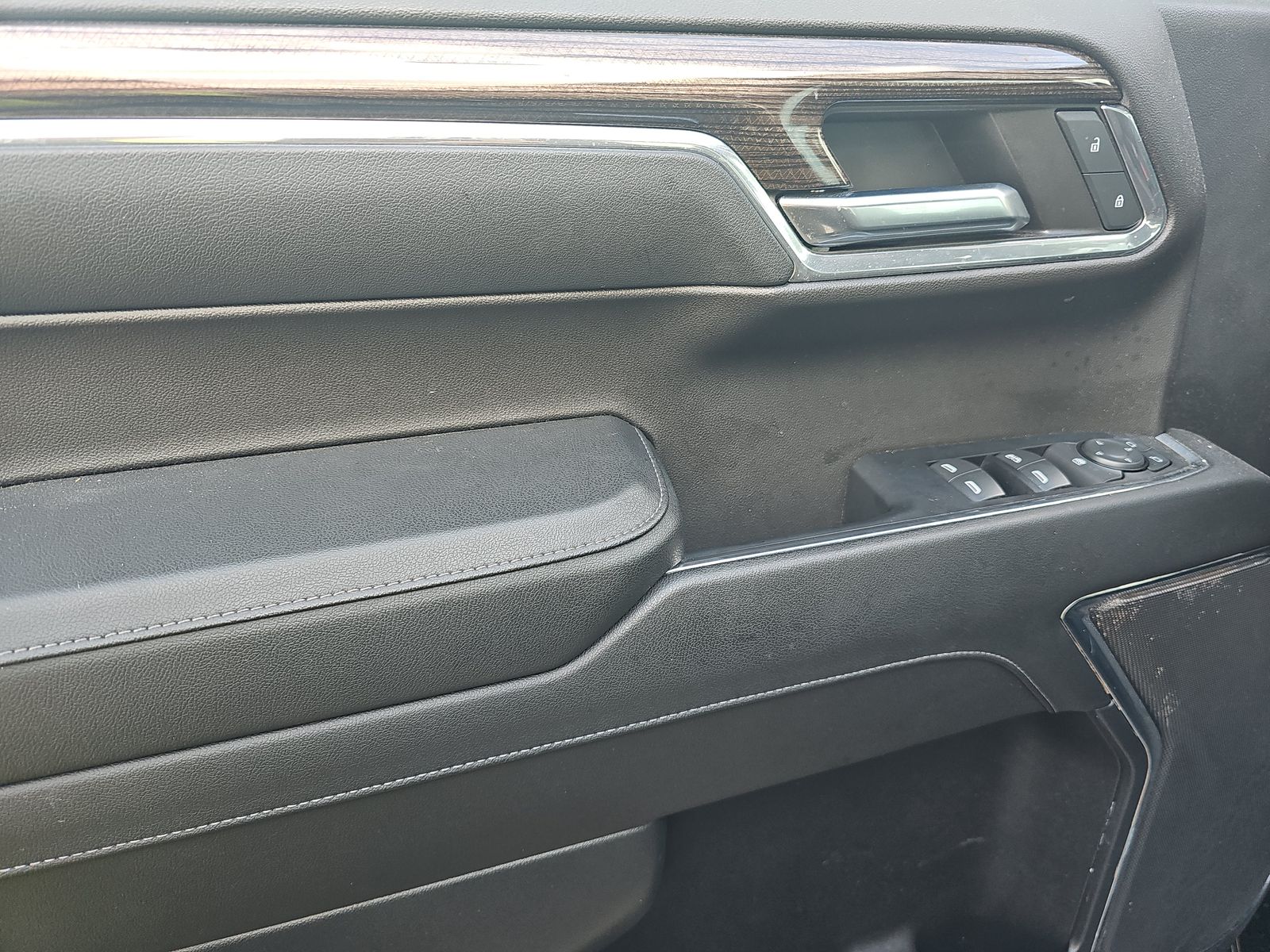 2024 Chevrolet Silverado 1500 LT RWD