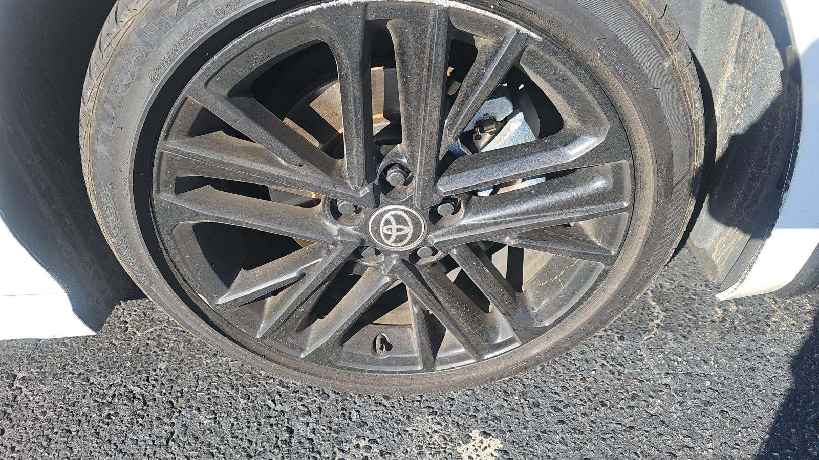 2025 Toyota Camry SE FWD