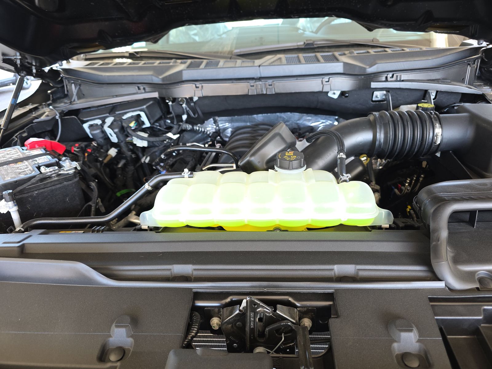 2025 Ford F-150 XL AWD