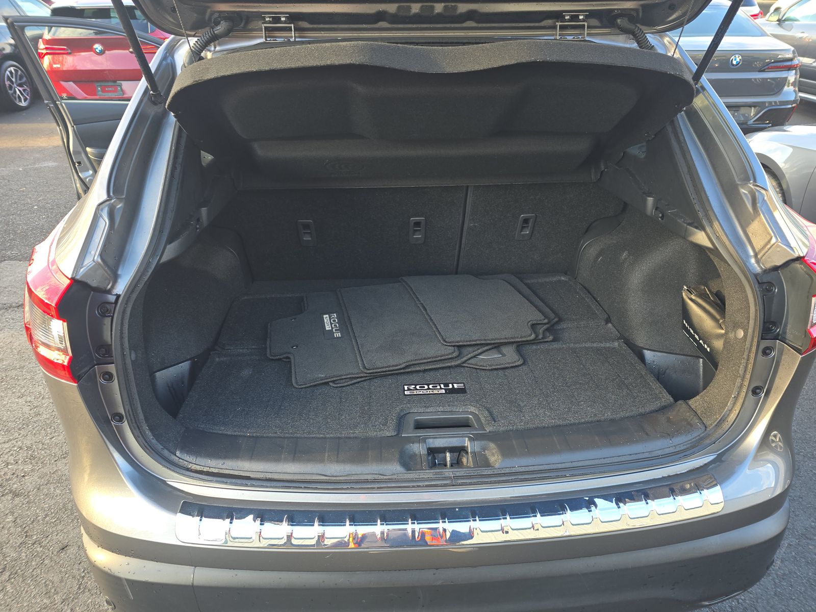 2022 Nissan Rogue Sport SL AWD