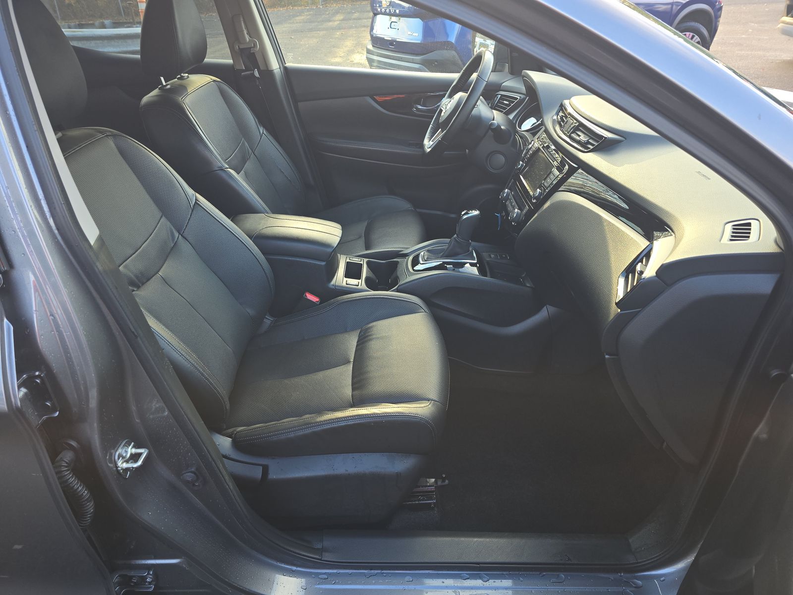 2022 Nissan Rogue Sport SL AWD