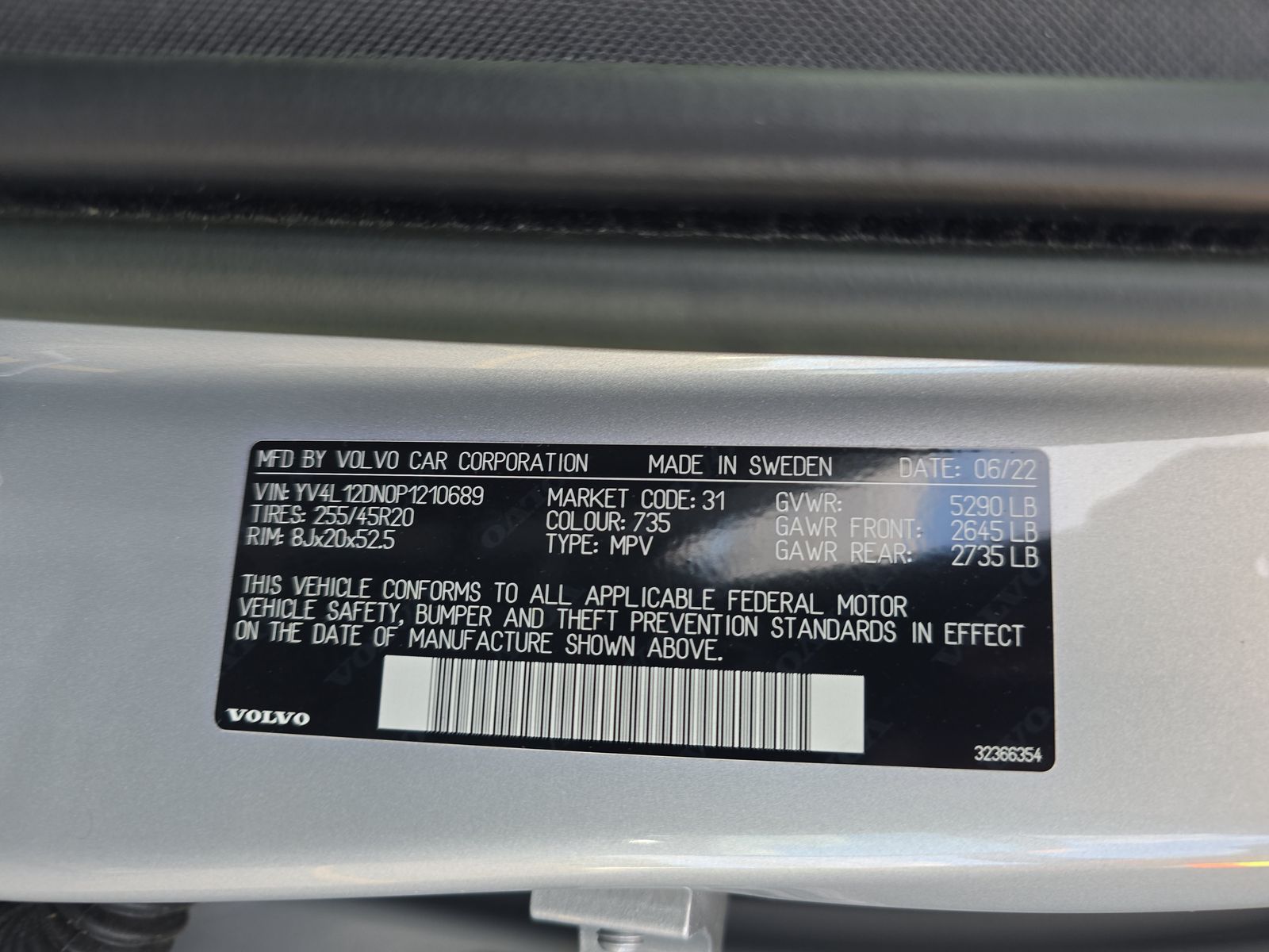 2023 Volvo XC60 B5 Plus FWD