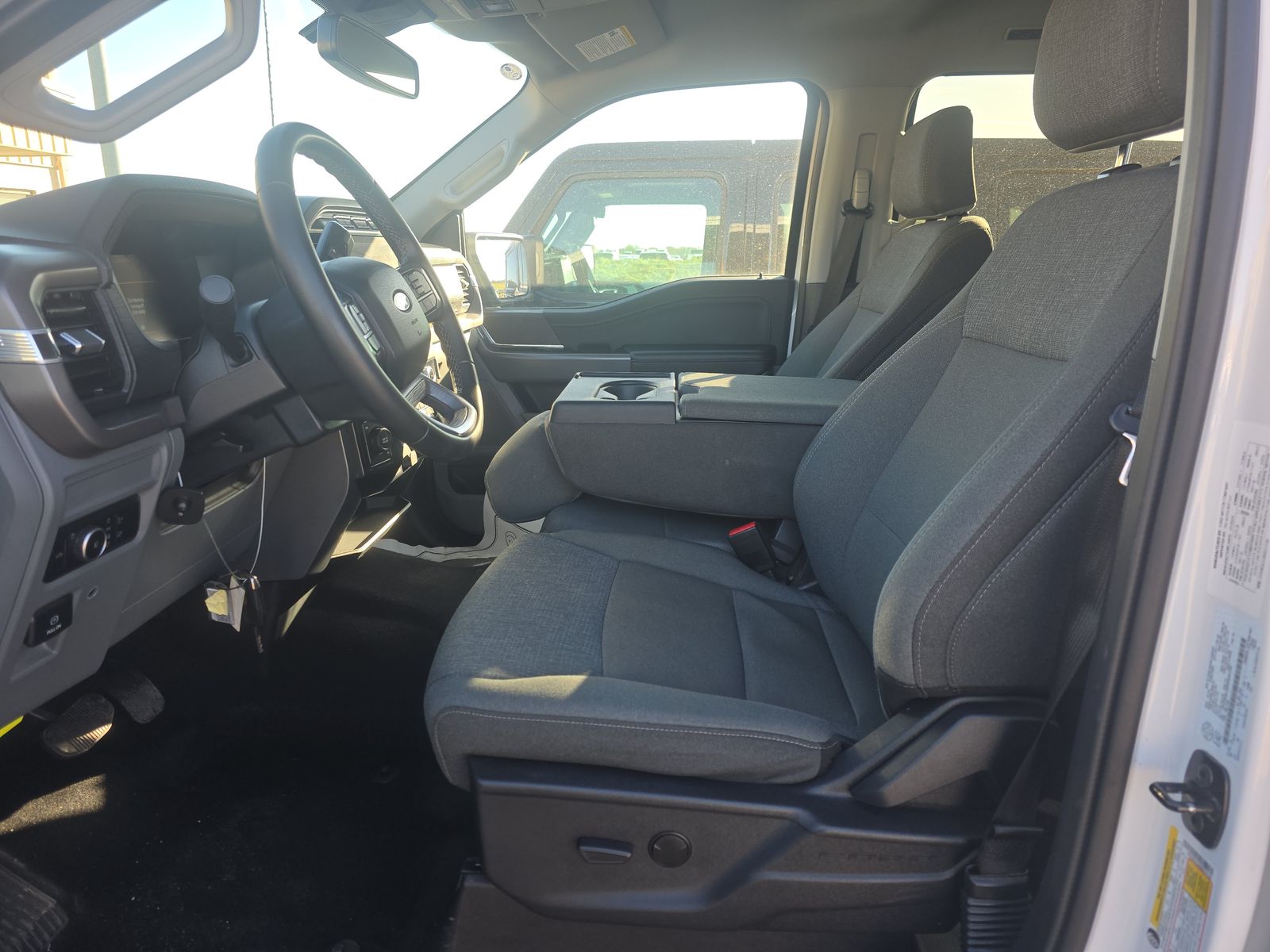 2024 Ford F-150 XLT AWD