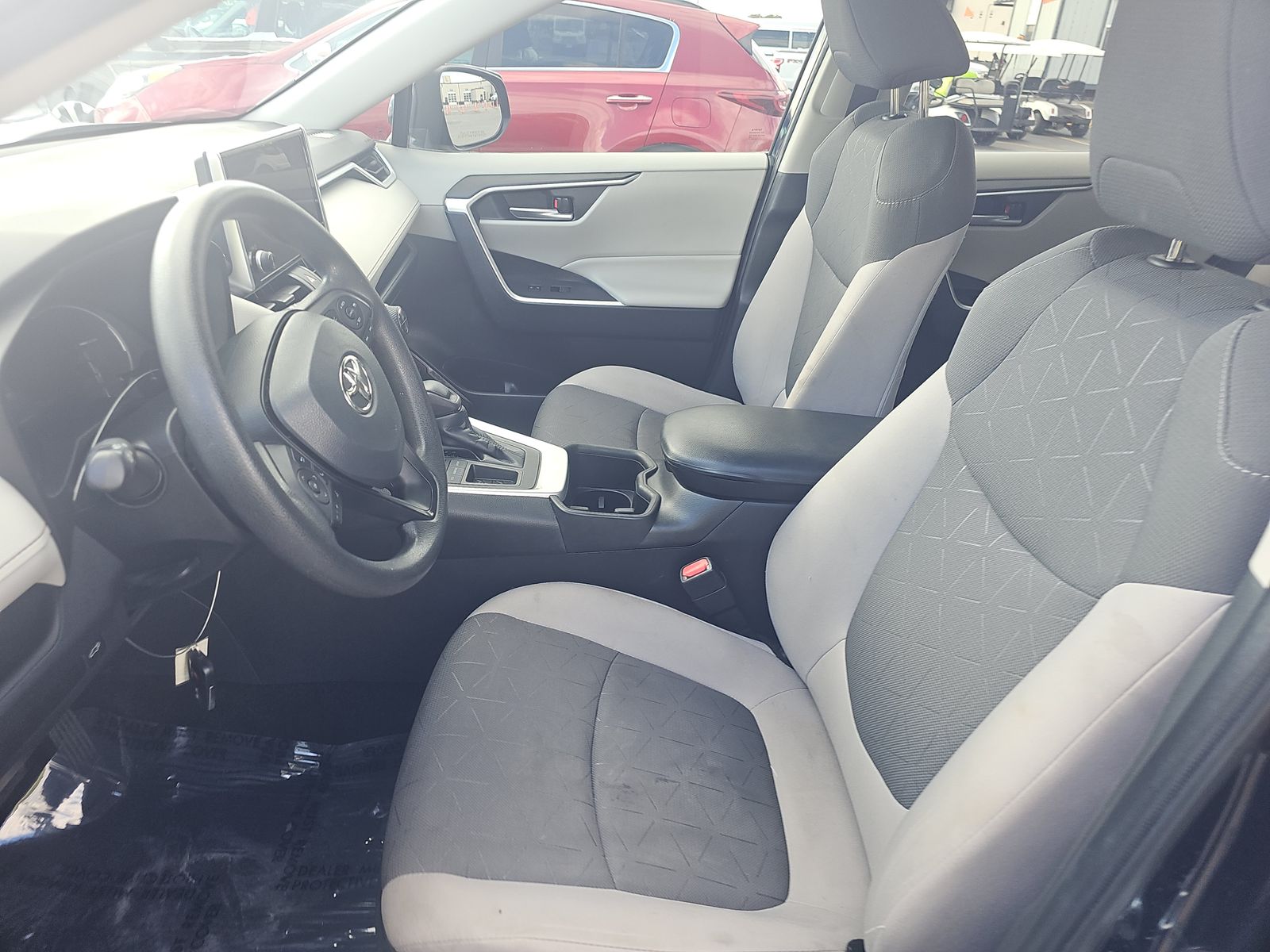 2023 Toyota RAV4 XLE FWD