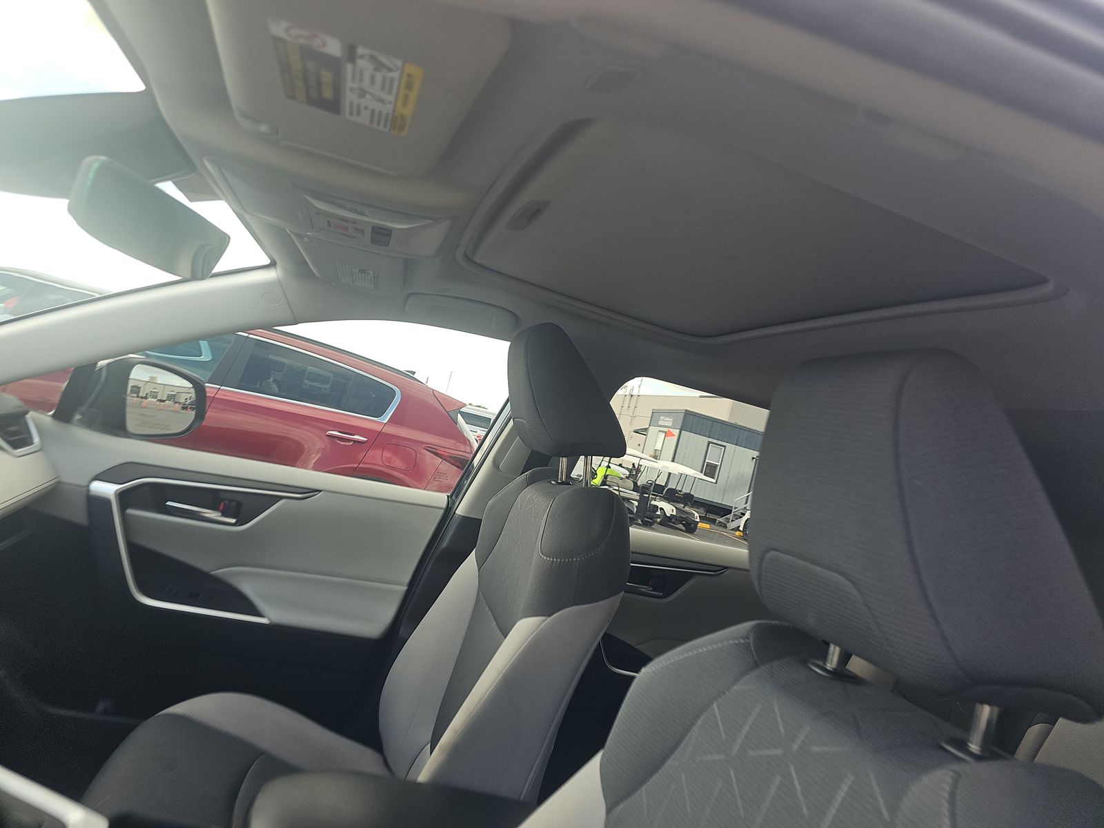 2023 Toyota RAV4 XLE FWD