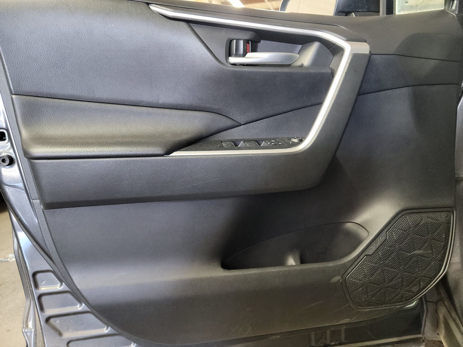 2024 Toyota RAV4 XLE AWD