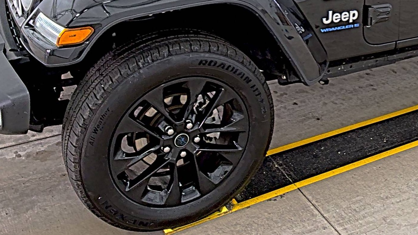 2024 Jeep Wrangler 4xe Sahara AWD