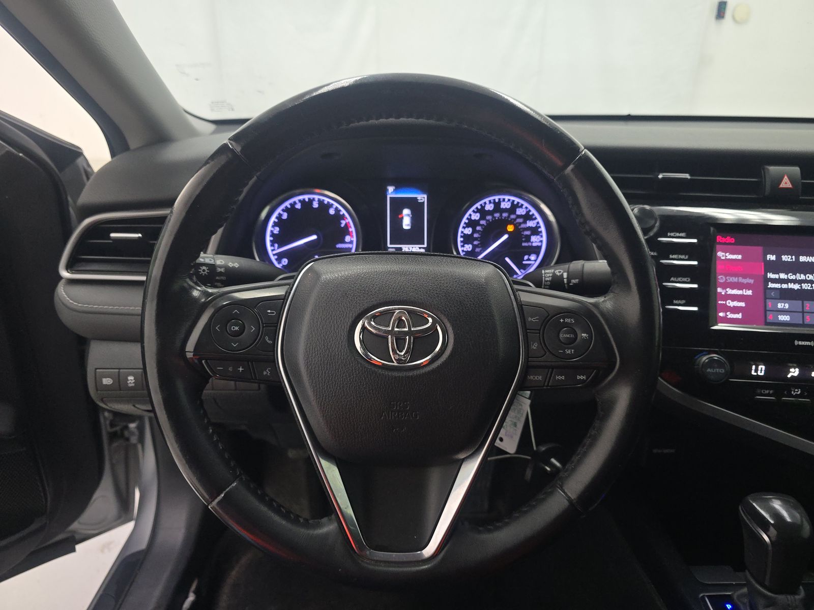 2020 Toyota Camry SE FWD