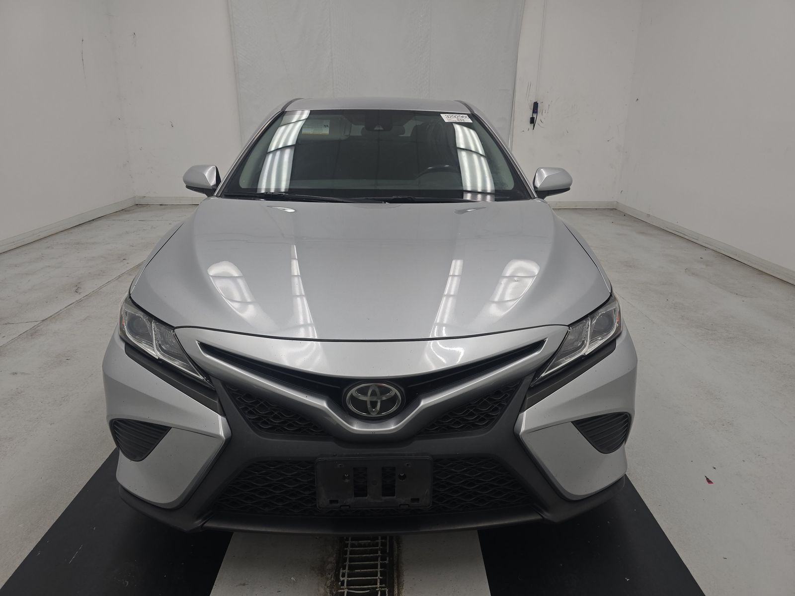 2020 Toyota Camry SE FWD