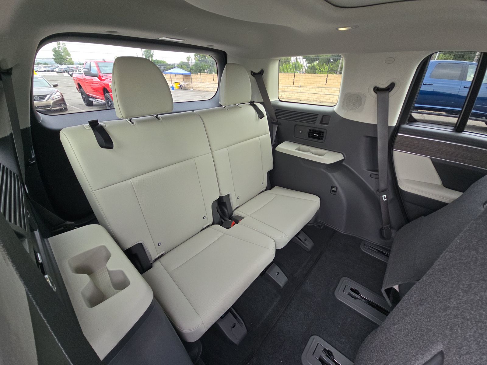 2025 Hyundai Santa Fe Hybrid Calligraphy FWD