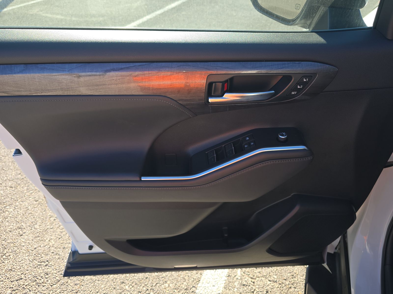 2022 Toyota Highlander Hybrid Limited AWD