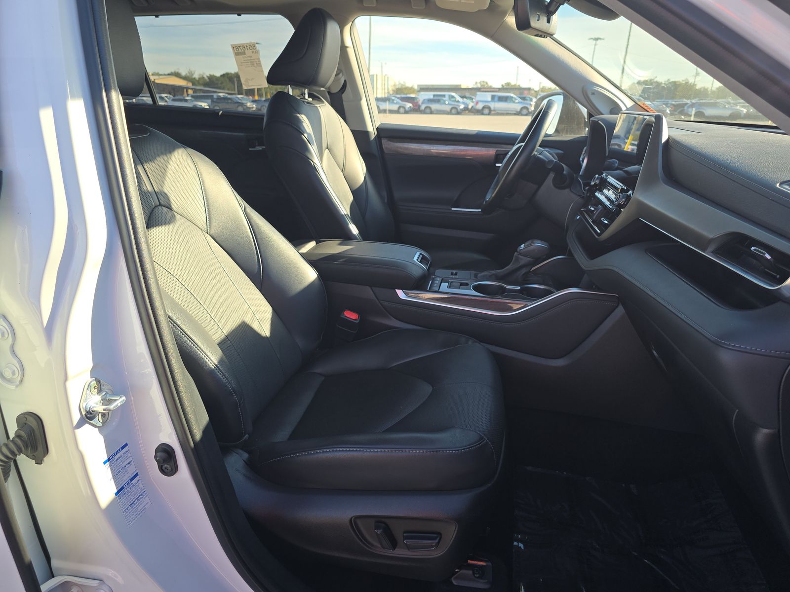 2022 Toyota Highlander Hybrid Limited AWD