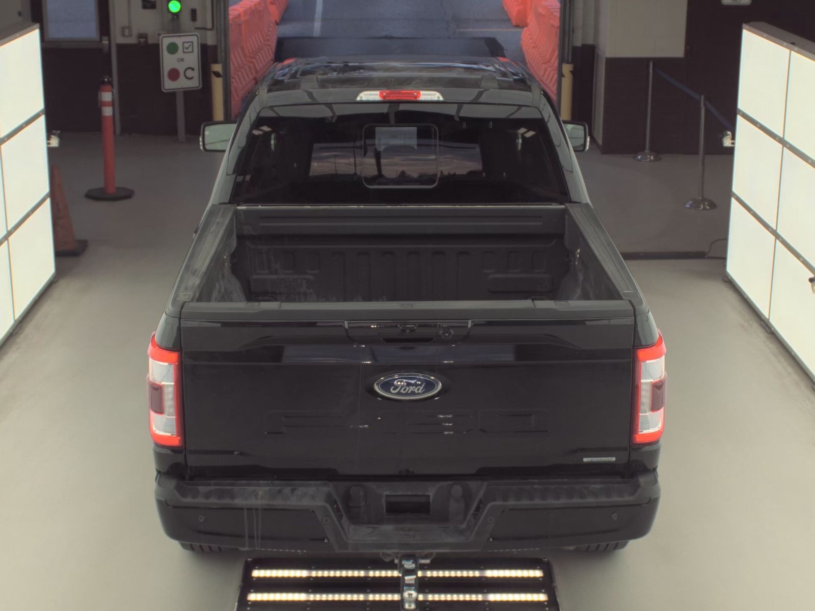 2023 Ford F-150 Lariat AWD