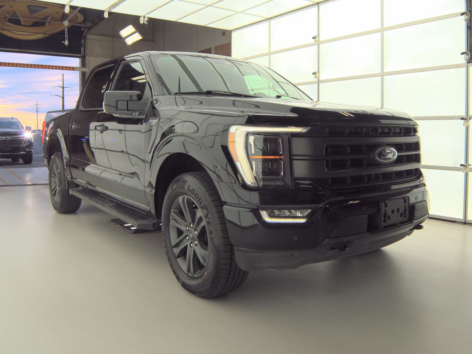 2023 Ford F-150 Lariat AWD