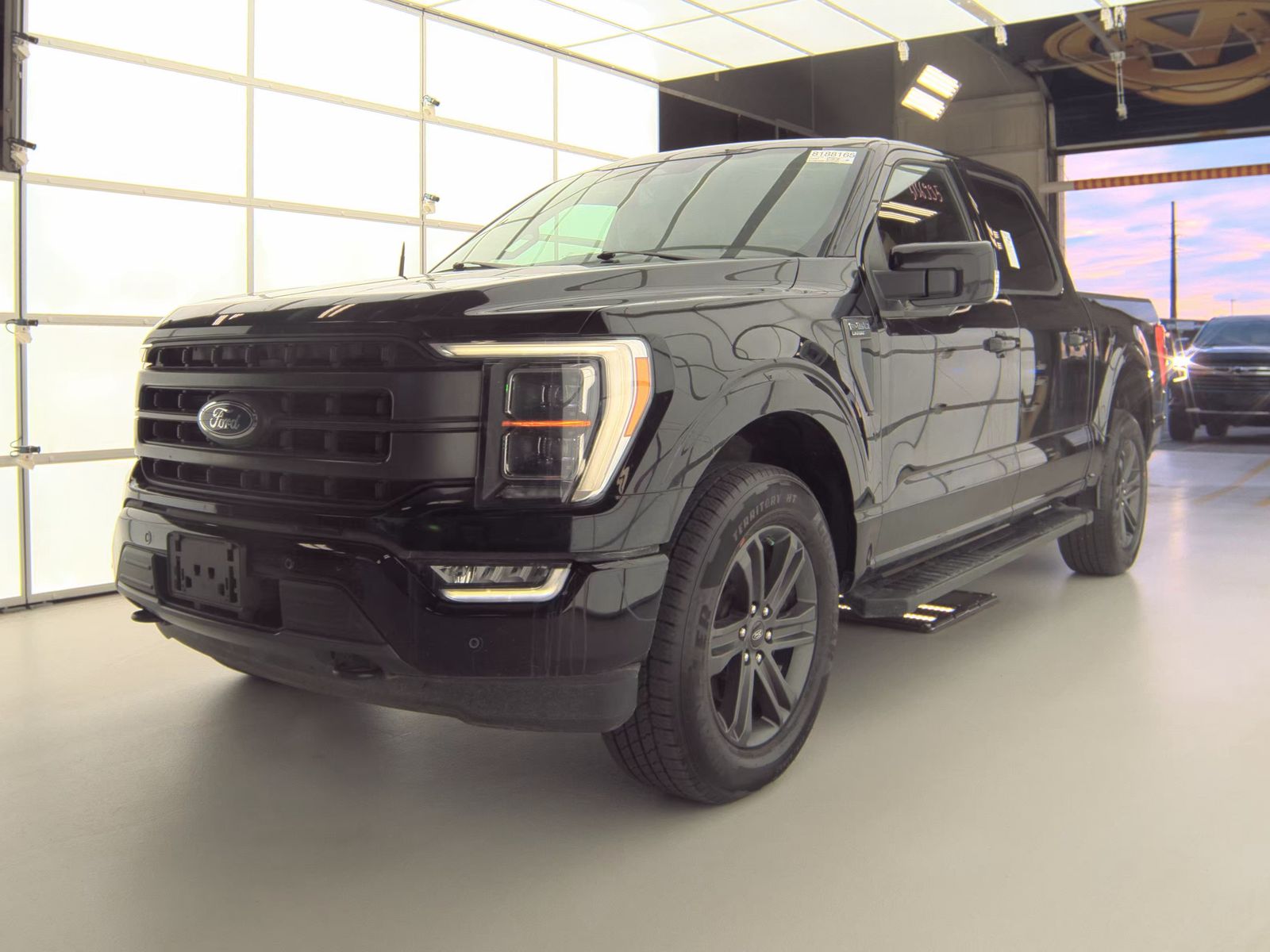 2023 Ford F-150 Lariat AWD
