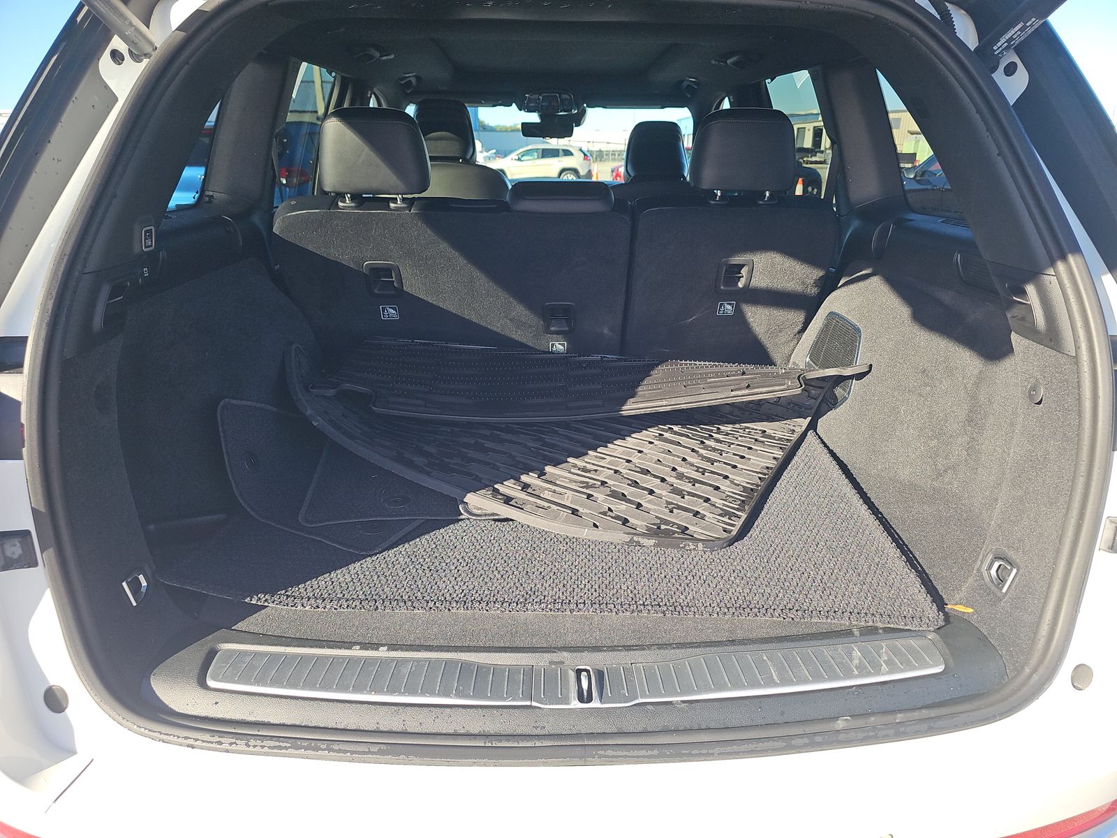 2023 Jeep Grand Cherokee Summit RWD