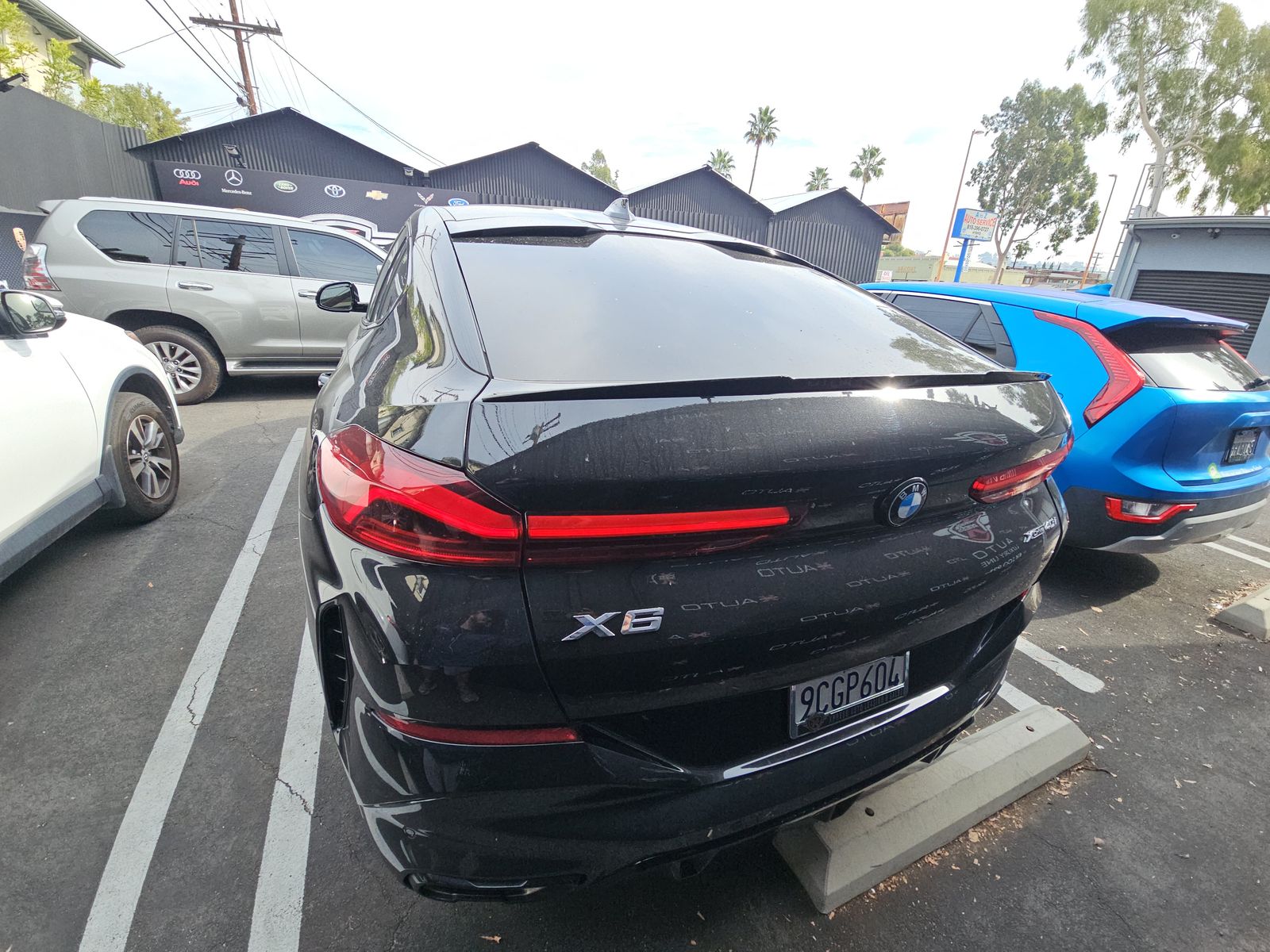 2023 BMW X6 xDrive40i AWD