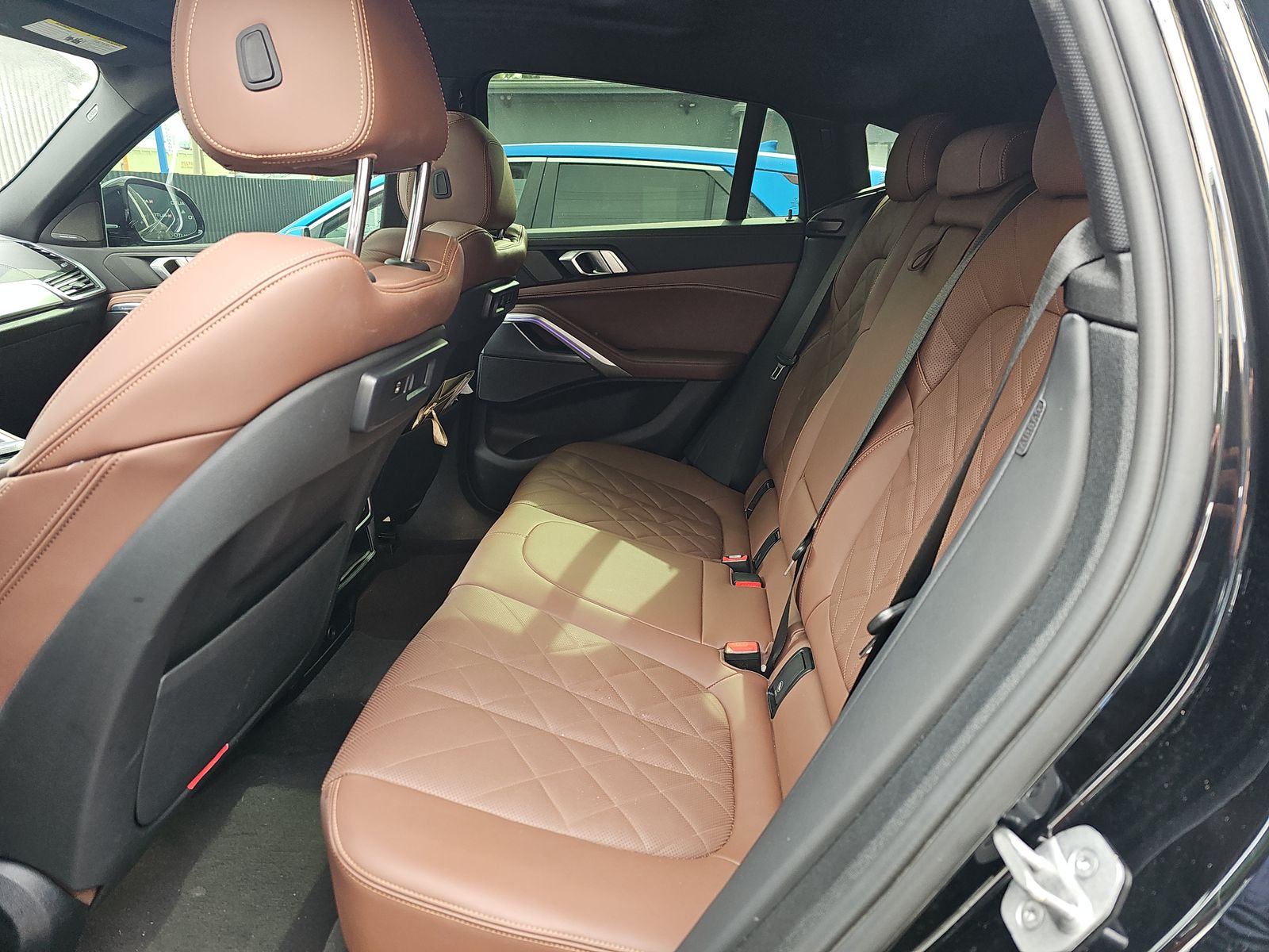 2023 BMW X6 xDrive40i AWD