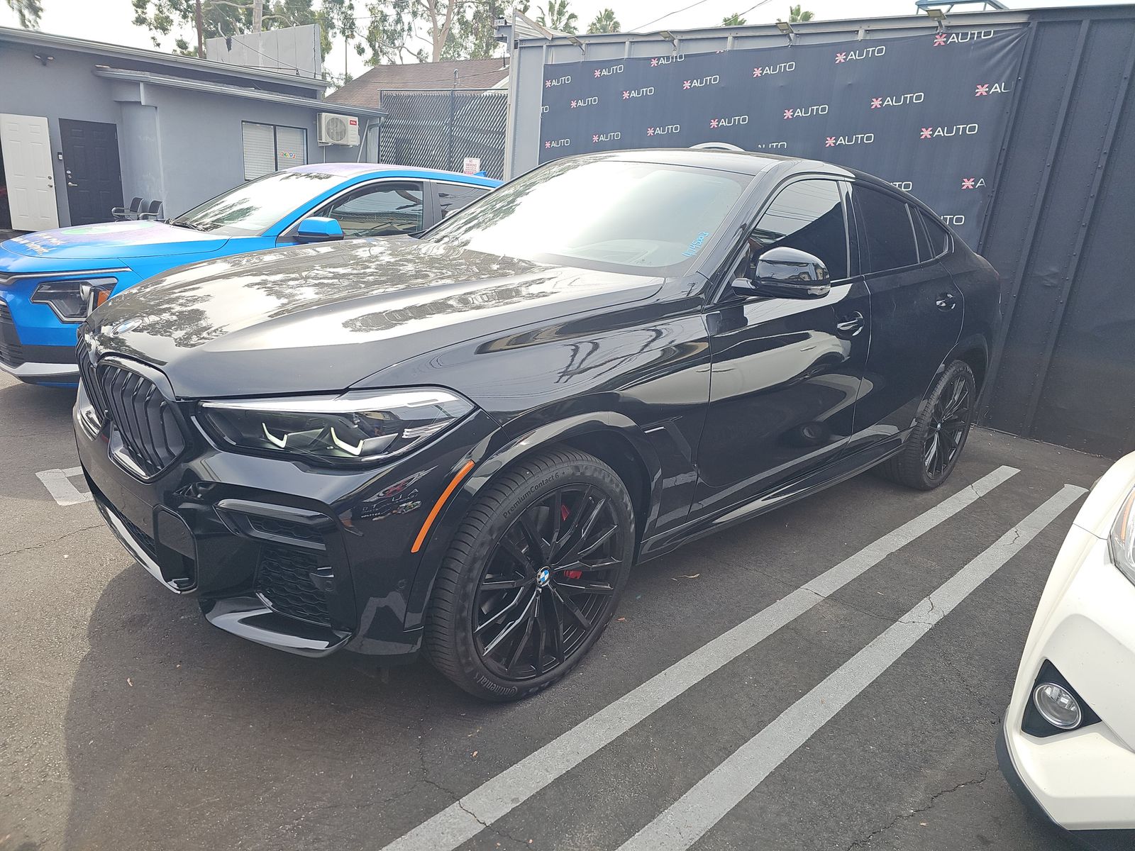 2023 BMW X6 xDrive40i AWD