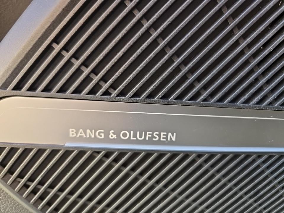 2025 Audi Q5 e Plug-In Hybrid S line Premium Plus AWD