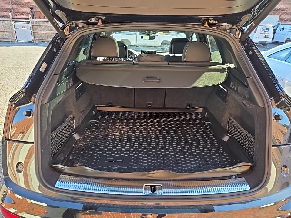 2025 Audi Q5 e Plug-In Hybrid S line Premium Plus AWD