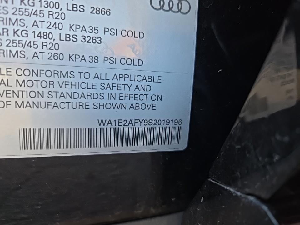 2025 Audi Q5 e Plug-In Hybrid S line Premium Plus AWD