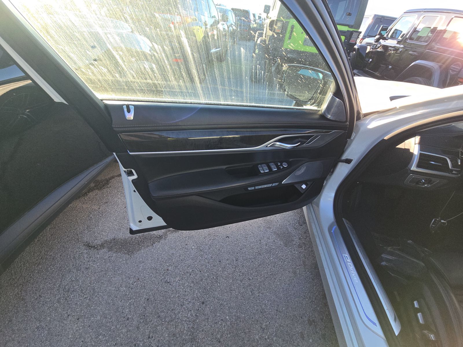 2018 BMW 7 Series 740e xDrive iPerformance AWD