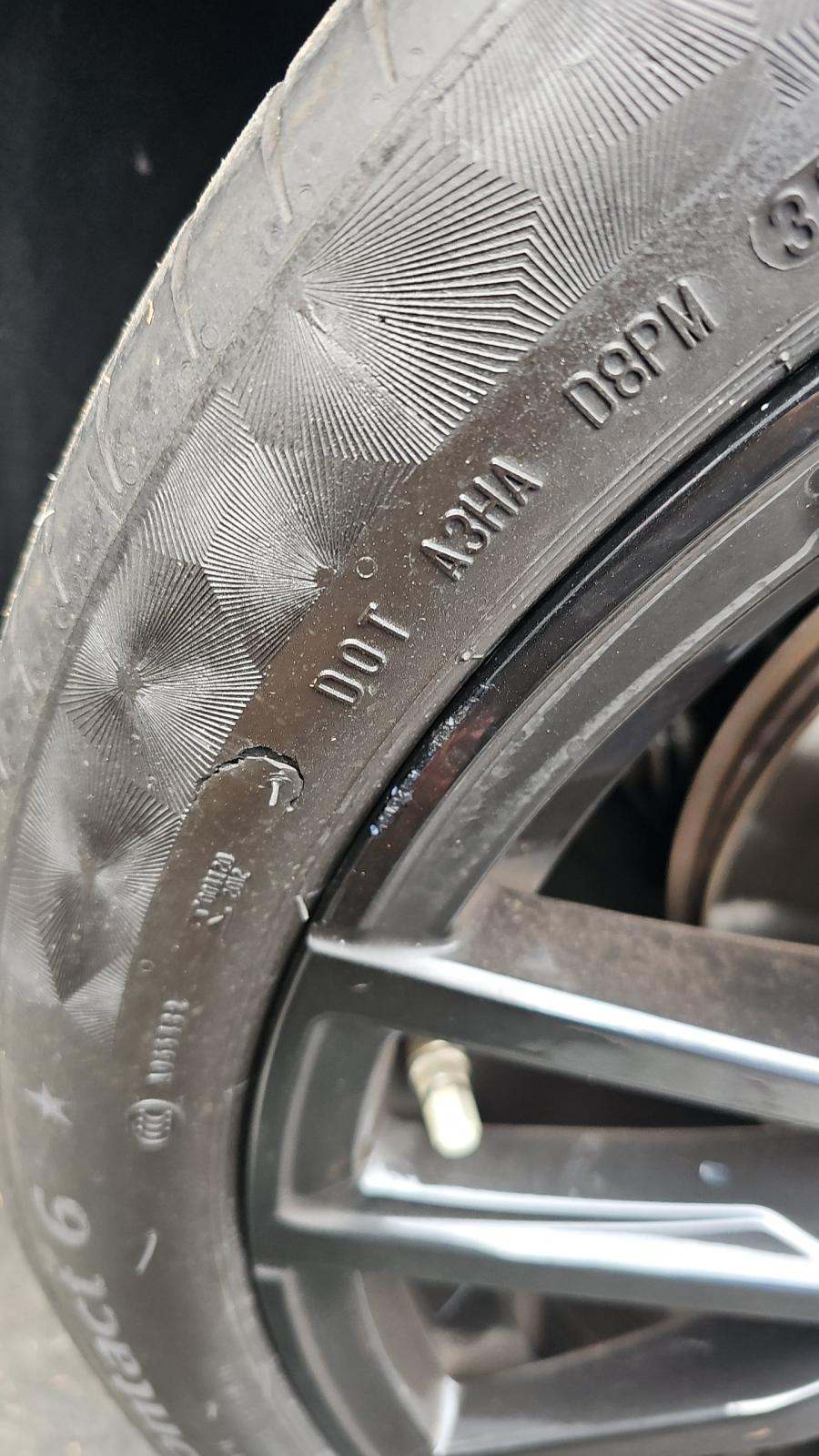 2023 BMW X6 xDrive40i AWD