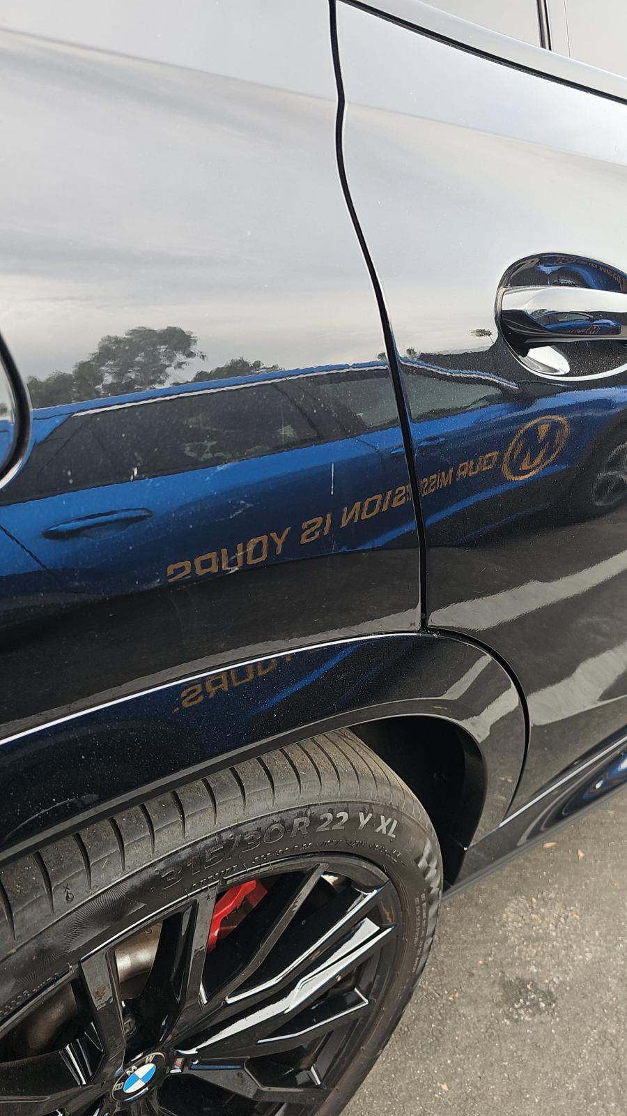 2023 BMW X6 xDrive40i AWD