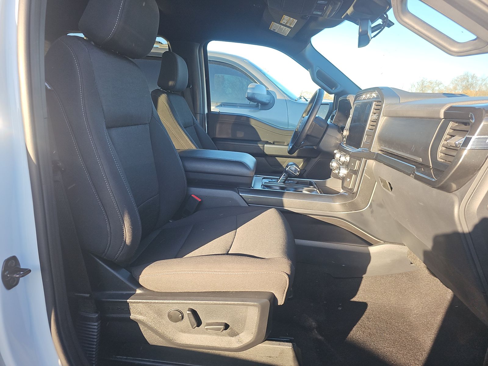 2023 Ford F-150 Hybrid XLT AWD