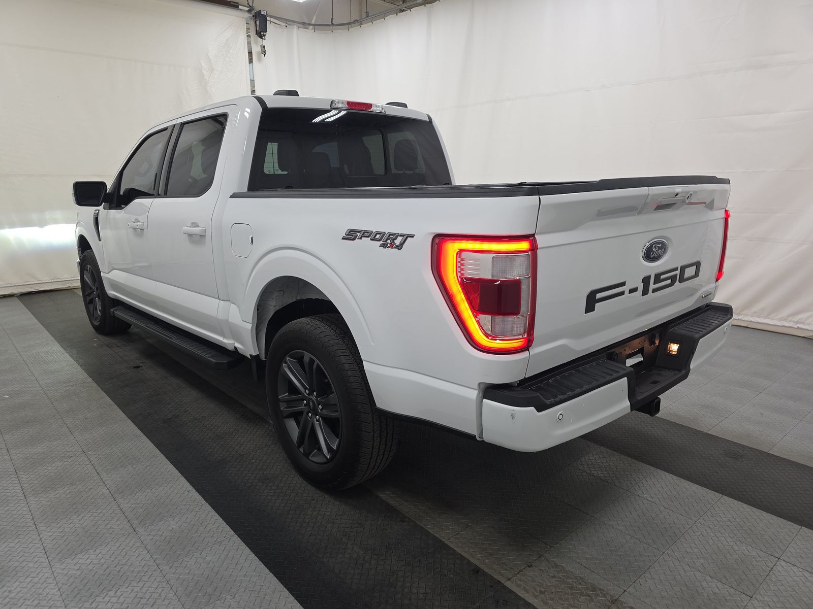 2023 Ford F-150 Lariat AWD