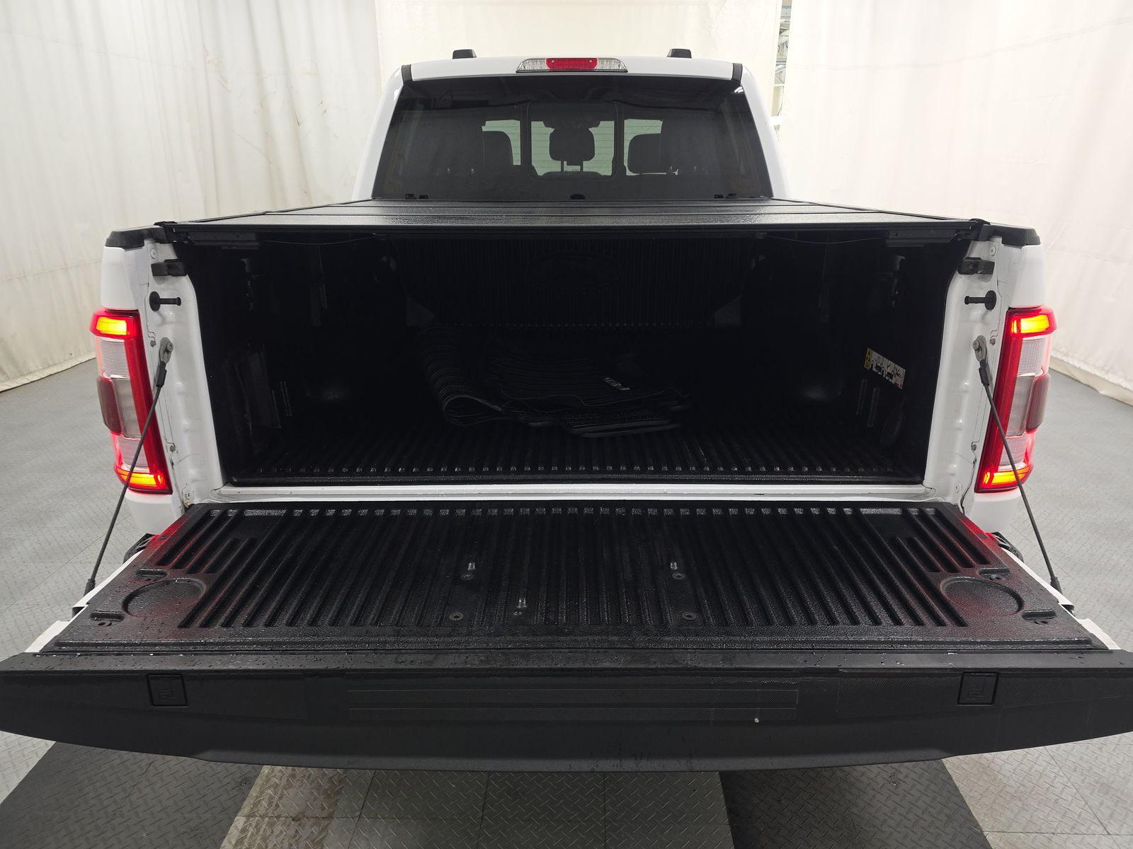 2023 Ford F-150 Lariat AWD