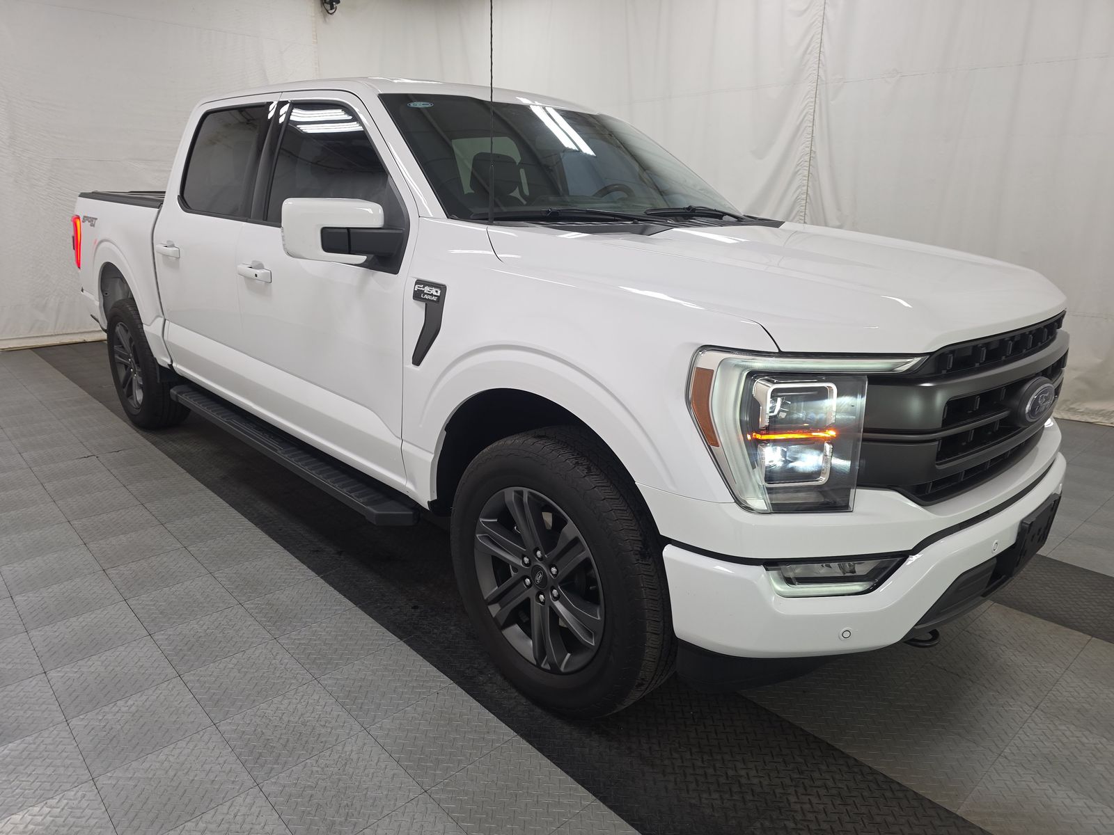 2023 Ford F-150 Lariat AWD